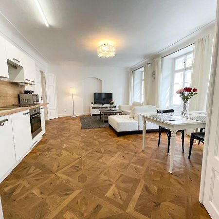 U Obecniho Dvora - Old Town Apartment プラハ エクステリア 写真